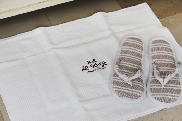 Imagen de la habitación del Hotel Boutique La Rioja. Foto 9