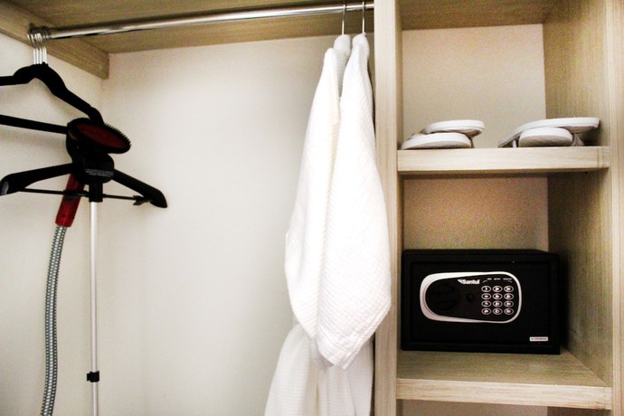 Imagen de la habitación del Hotel Boutique La Rioja. Foto 20