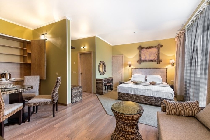 Imagen de los exteriores del Hotel Boutique La Terrassa. Foto 10