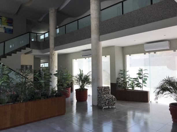 Imagen del bar/restaurante del Hotel Boutique La Toja Campeche. Foto 2