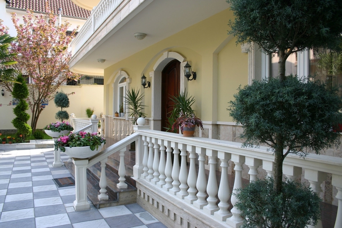 Imagen de los exteriores del Hotel Boutique Las. Foto 18