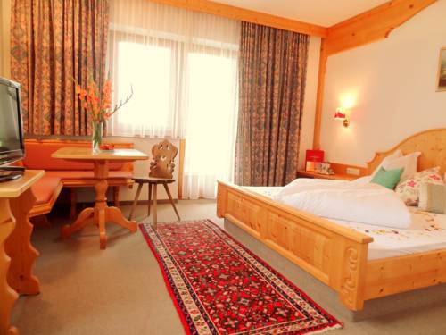 Imagen de la habitación del Hotel Boutique Lechtalerhof. Foto 15