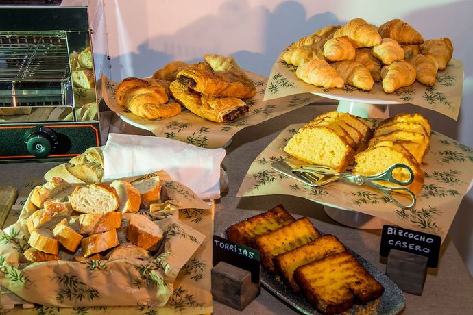 Imagen del bar/restaurante del Hotel Boutique Loriente. Foto 2