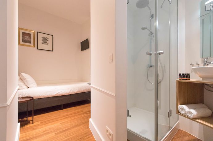 Imagen de la habitación del Hotel Boutique Maison Emile. Foto 13