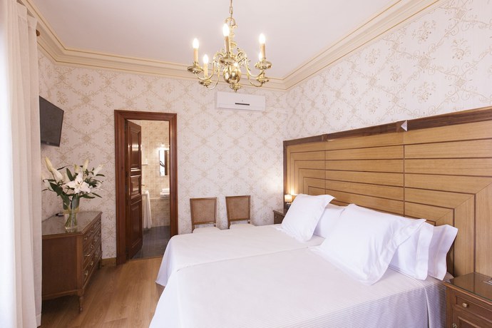 Imagen de la habitación del Hotel Boutique Mar d\'Amunt. Foto 9