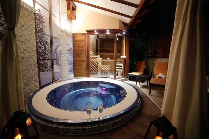 Imagen de los exteriores del Hotel Boutique Marco Polo Adults Only. Foto 11