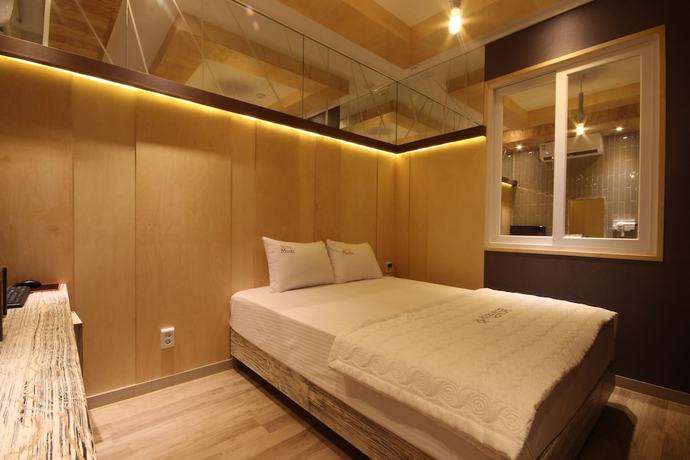 Imagen de la habitación del Hotel Boutique May. Foto 6