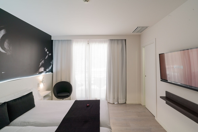 Imagen de la habitación del Hotel Boutique Minister. Foto 7