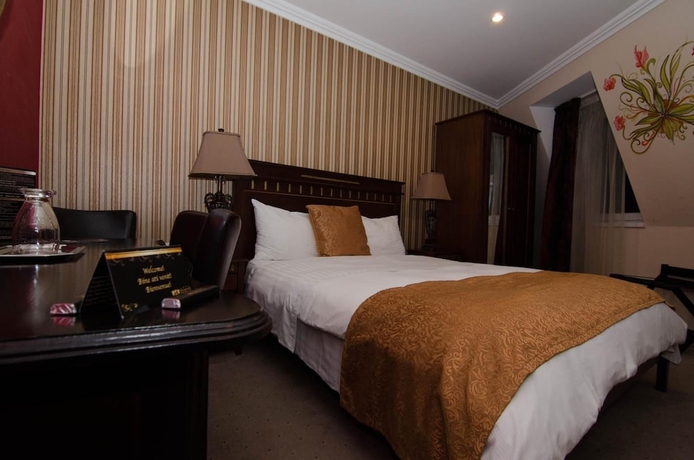 Imagen de la habitación del Hotel Boutique Monaco. Foto 8