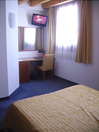 Imagen de la habitación del Hotel Boutique Municipio 1815. Foto 14