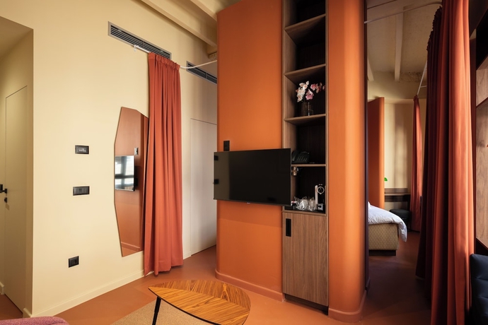 Imagen de la habitación del Hotel Boutique OPERA. Foto 6