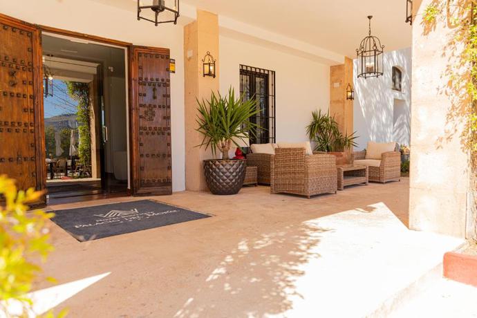 Imagen de los exteriores del Hotel Boutique Palacio del Moral. Foto 3