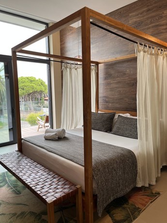 Imagen de la habitación del Hotel Boutique Playa Grande & Spa. Foto 7