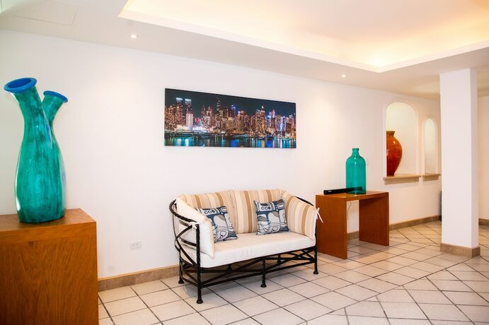 Imagen general del Hotel Boutique Plaza Doradas. Foto 10