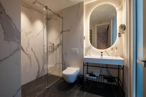 Imagen de la habitación del Hotel Boutique Porto Palace. Foto 19