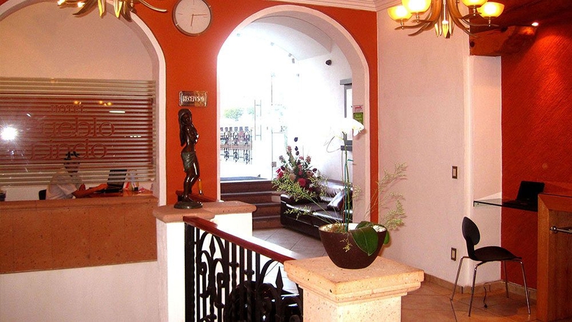 Imagen de los interiores del Hotel Boutique Pueblo Lindo. Foto 13