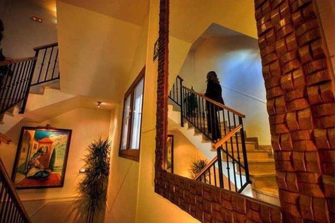 Imagen de los interiores del Hotel Boutique Reina Mora. Foto 10