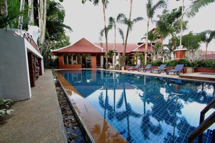 Imagen de la piscina del Hotel Boutique Resort Private Pool Villa. Foto 20