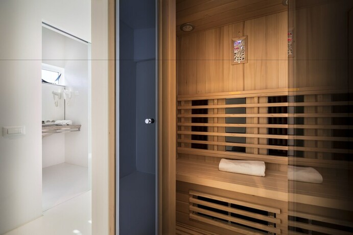 Imagen de la habitación del Hotel Boutique Rivalmare. Foto 3