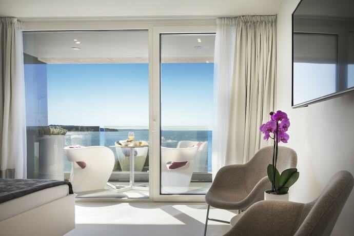 Imagen de la habitación del Hotel Boutique Rivalmare. Foto 19