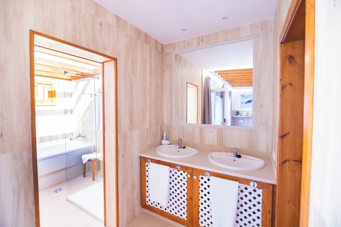 Imagen de la habitación del Hotel Boutique Rosario Mart&iacute;n. Foto 13