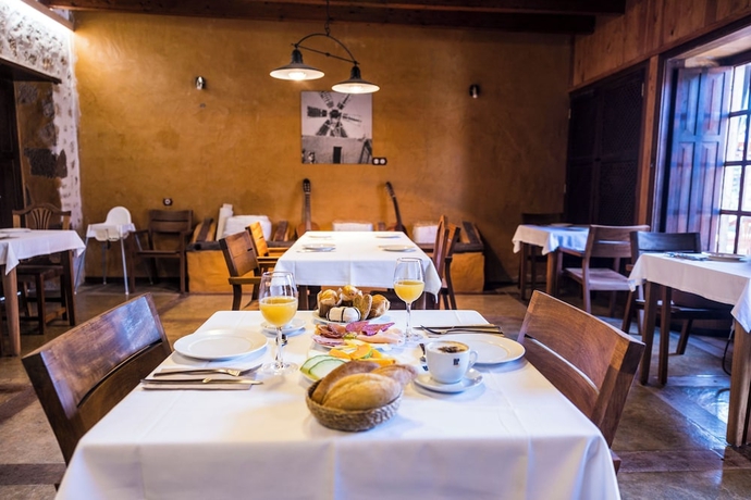 Imagen del bar/restaurante del Hotel Boutique Rosario Mart&iacute;n. Foto 4