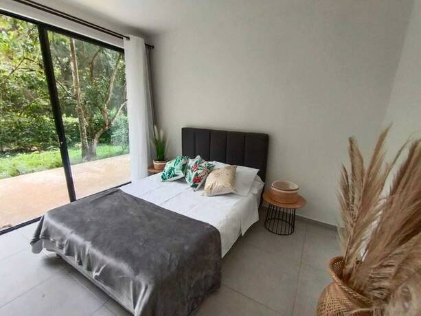 Imagen de la habitación del Hotel Boutique Rosse. Foto 13