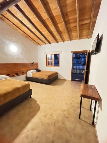 Imagen de la habitación del Hotel Boutique Santa Clara. Foto 13