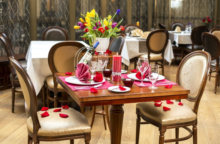 Imagen del bar/restaurante del Hotel Boutique Seven Days Prague. Foto 4