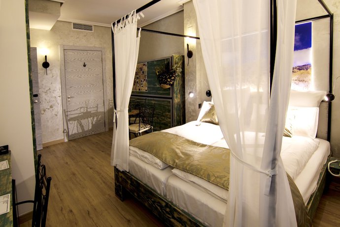 Imagen de la habitación del Hotel Boutique Sierra De Alicante. Foto 18
