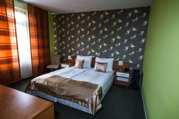 Imagen de la habitación del Hotel Boutique Sopianae. Foto 9