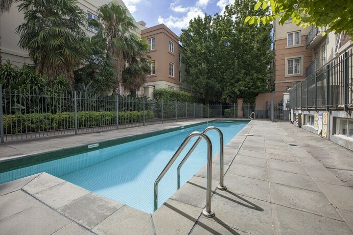 Imagen de la piscina del Hotel Boutique Stays - Wellington Mews. Foto 18