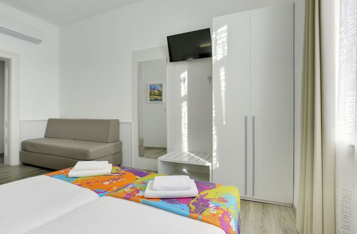 Imagen de la habitación del Hotel Boutique Suites Joyce. Foto 6