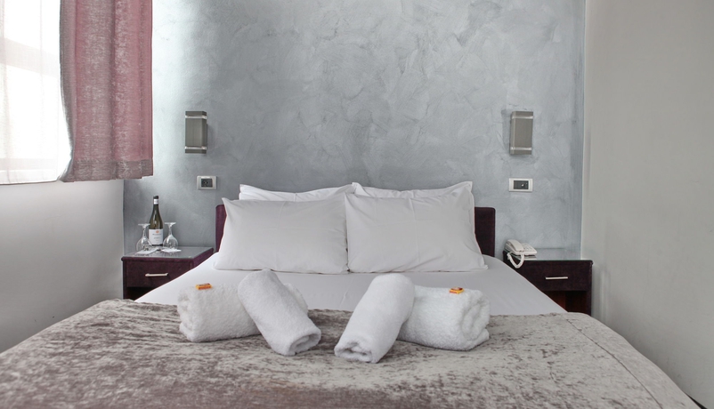 Imagen de la habitación del Hotel Boutique Tash Belgrade. Foto 12
