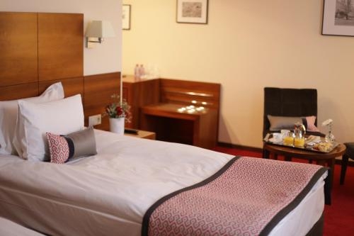 Imagen de la habitación del Hotel Boutique Tatiana Provence. Foto 8