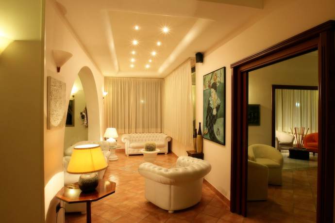 Imagen de los interiores del Hotel Boutique Terracotta Sapri. Foto 20