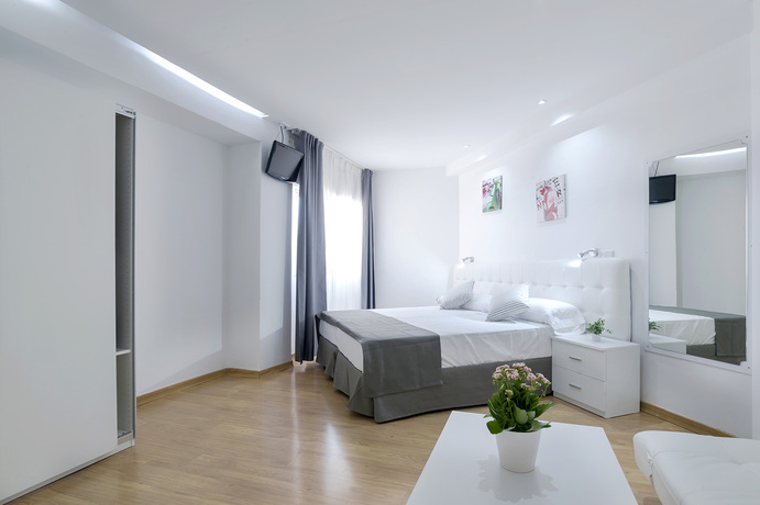 Imagen de la habitación del Hotel Boutique Urban Madrid Genova. Foto 4