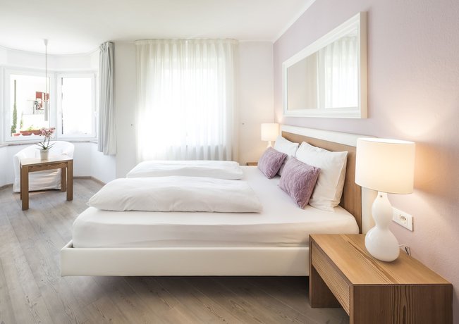 Imagen de la habitación del Hotel Boutique Zum Rosenbaum. Foto 8