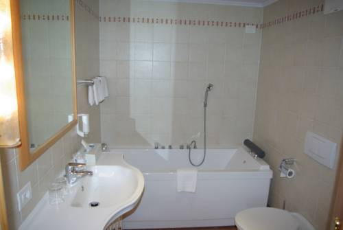 Imagen de la habitación del Hotel Boutique & Fashion Hotel Maciaconi - Gardenahotels. Foto 15