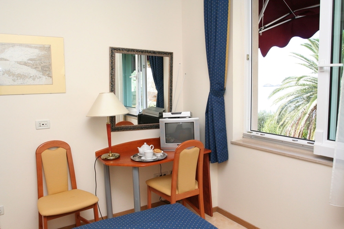 Imagen de los interiores del Hotel Boutique and Beach Villa Wolff. Foto 11