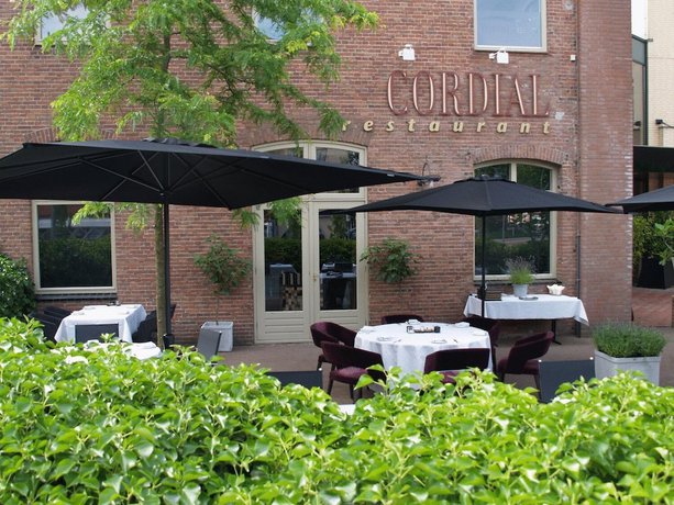 Imagen del bar/restaurante del Hotel Boutique and Restaurant Cordial. Foto 5