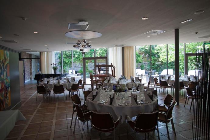 Imagen del bar/restaurante del Hotel Boutique and Restaurant Cordial. Foto 8