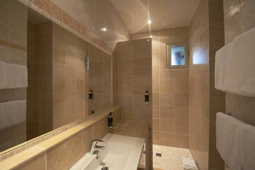 Imagen de la habitación del Hotel Boutique and Spa La Villa Cap Ferrat. Foto 8