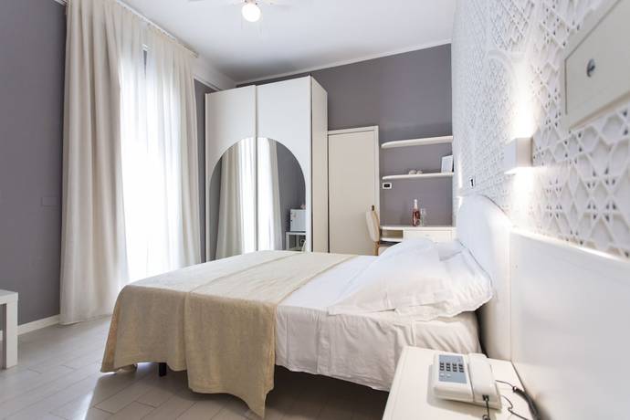 Imagen de la habitación del Hotel Boutique and spa Sirenahotel. Foto 7
