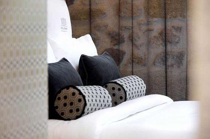 Imagen de la habitación del Hotel Boutique des Remparts. Foto 8