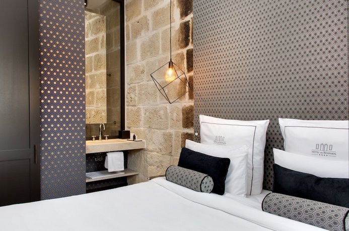 Imagen de la habitación del Hotel Boutique des Remparts. Foto 10