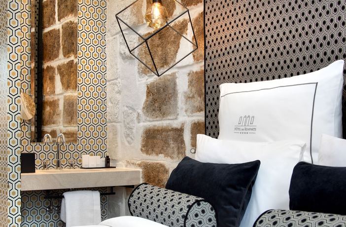 Imagen de la habitación del Hotel Boutique des Remparts. Foto 11