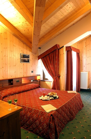 Imagen de la habitación del Hotel Bouton D'or. Foto 8