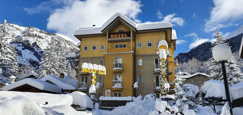 Imagen general del Hotel Bouton d\'Or - Courmayeur. Foto 1