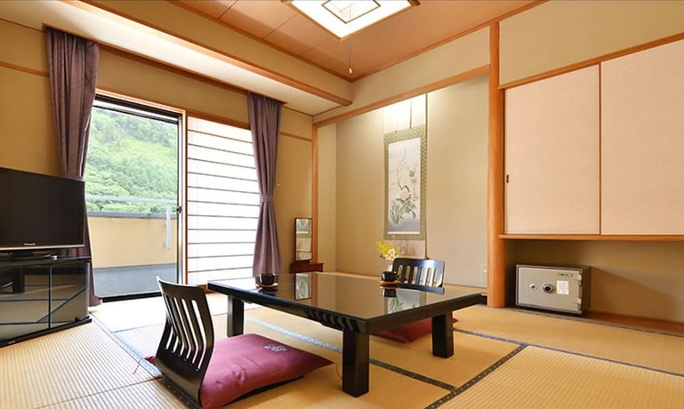 Imagen general del Hotel Bouzantei Kotobuki. Foto 4